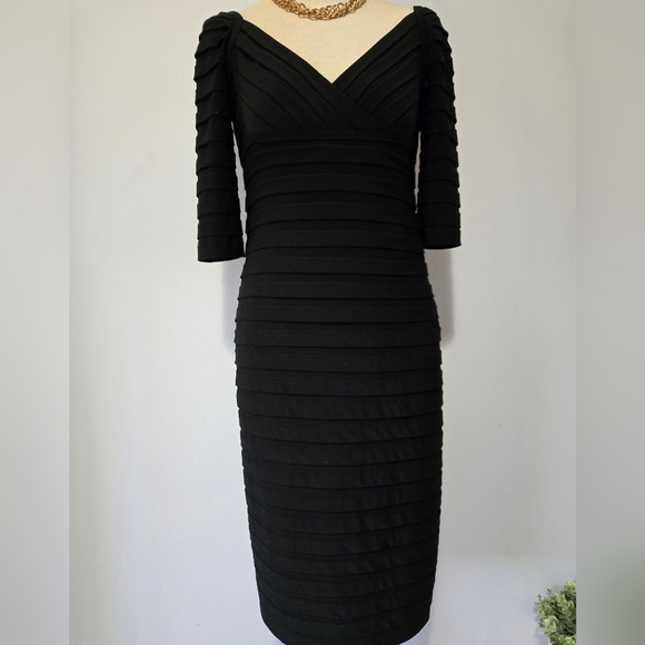 ADRIANNA PAPELL ruched black vneck midi dress with half sleeves. Size 4 - Picture 5 of 11